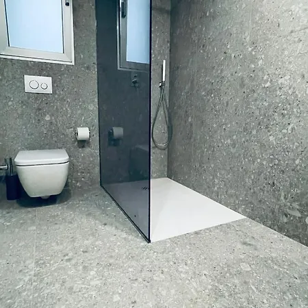Piso Vivian *
